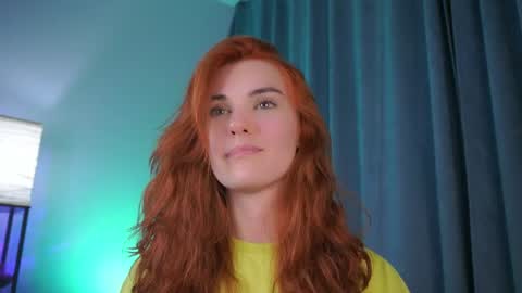 Snapshot of foxy_cute4you chatting on April 11, 6:45 pm Eva online show from April 11, 6:45 pm