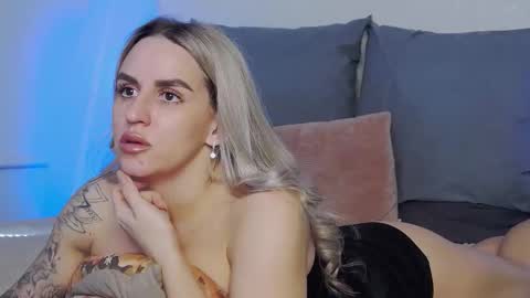 Foxy Kimmi online show from February 27, 6:46 am