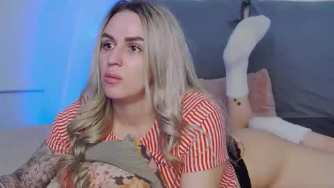 Foxy Kimmi online show from March 28, 5:51 am