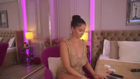 francescadante online show from June 27, 12:22 pm