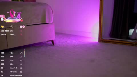 Snapshot of francescanappi chatting on September 30, 6:02 pm Franci online show from September 30, 6:02 pm