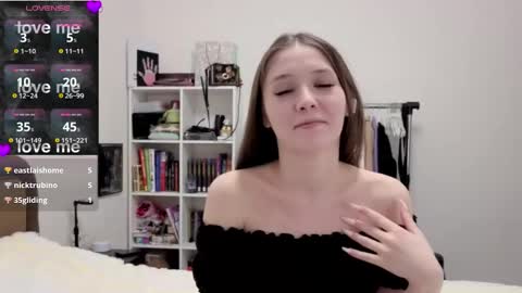 Francis online show from March 4, 12:33 pm