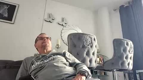 franciscomalin online show from July 3, 7:48 am