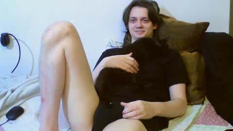 Frank online show from April 8, 3:34 pm