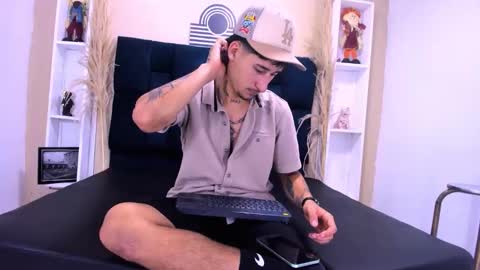 Snapshot of franco_roux chatting on March 3, 11:49 am Franco online show from March 3, 11:49 am