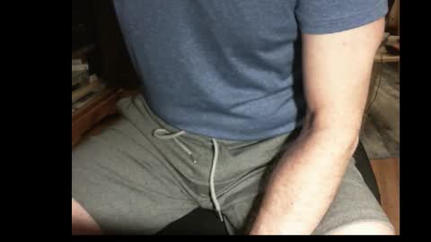 Snapshot of francois4059 chatting on March 24, 5:56 am Franois online show from March 24, 5:56 am