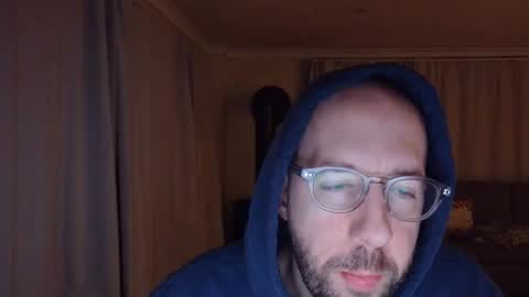 Snapshot of frank_perry2332 chatting on May 7, 11:48 am frank_perry2332 online show from May 7, 11:48 am