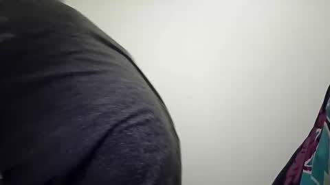 frankdanielsmolano online show from May 4, 7:21 pm