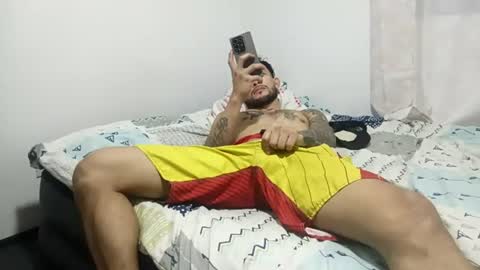 frankdanielsmolano online show from June 27, 3:00 am