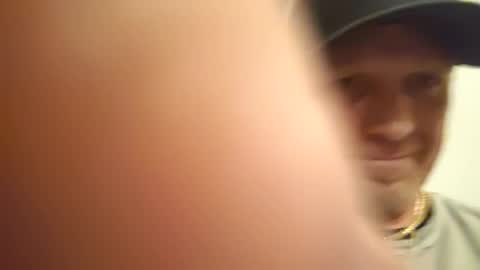Famous Blue Eyes online show from July 7, 6:58 am