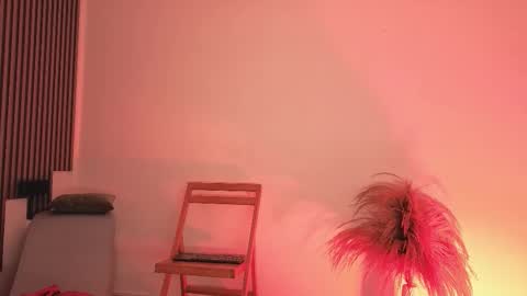 Fransheska online show from February 14, 12:02 pm