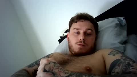 fratersphere568408 online show from April 24, 1:35 pm