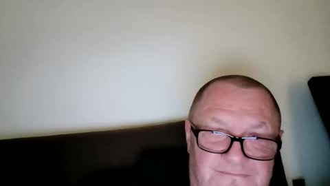 Wolfi online show from May 20, 6:30 am