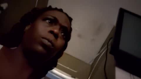 freakeazy online show from January 16, 7:07 pm