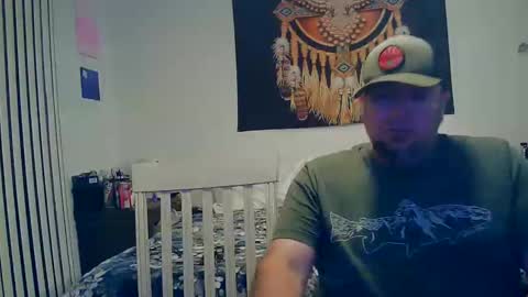 Freakishlittleeyes online show from September 23, 12:30 pm