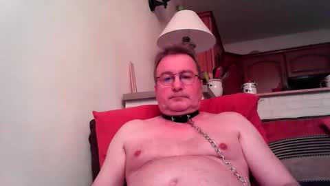 Snapshot of freddy9509 chatting on February 6, 7:06 pm freddy9509 online show from February 6, 7:06 pm