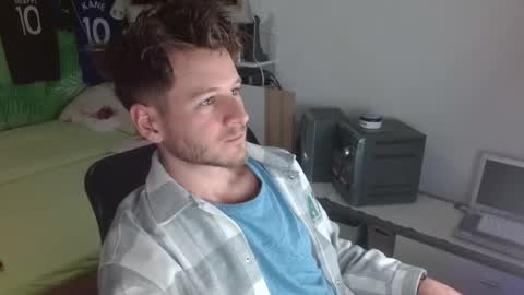 Snapshot of freddy_star chatting on April 23, 1:35 pm Frederick Perin online show from April 23, 1:35 pm