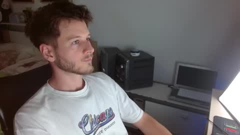 Snapshot of freddy_star chatting on May 1, 1:59 pm Frederick Perin online show from May 1, 1:59 pm