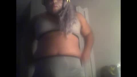 Snapshot of free_101 chatting on September 24, 7:55 am Angie-mae online show from September 24, 7:55 am