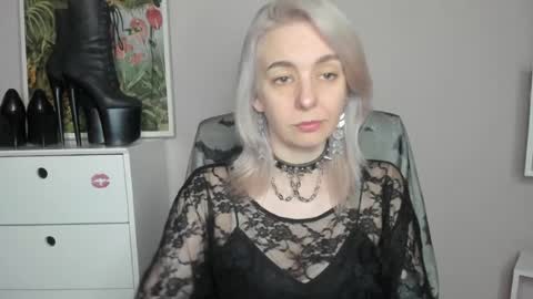 Anne online show from June 12, 6:45 am