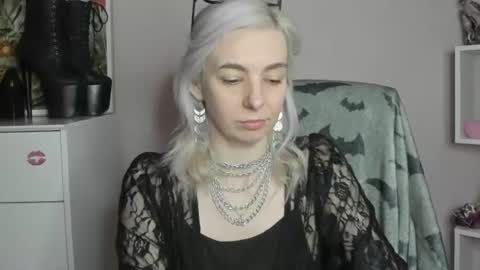 Anne online show from July 7, 8:29 am