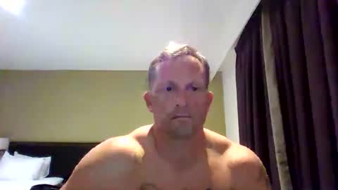 freeusemuscle online show from July 14, 9:09 pm