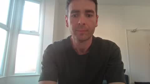 Snapshot of frenchbdmaninlondon chatting on April 23, 12:29 pm Horny Paul online show from April 23, 12:29 pm