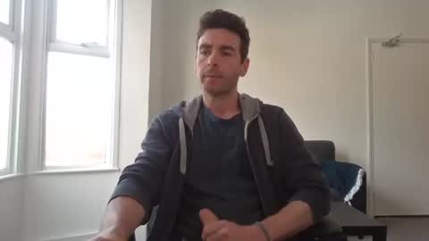 Snapshot of frenchbdmaninlondon chatting on May 15, 12:01 pm Horny Paul online show from May 15, 12:01 pm