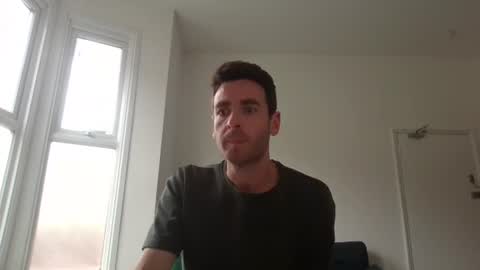 Snapshot of frenchbdmaninlondon chatting on June 1, 1:46 pm Horny Paul online show from June 1, 1:46 pm
