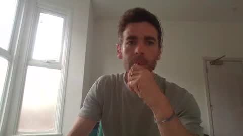 Snapshot of frenchbdmaninlondon chatting on June 29, 1:33 pm Horny Paul online show from June 29, 1:33 pm