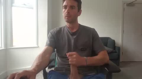 Snapshot of frenchbdmaninlondon chatting on July 1, 2:07 pm Horny Paul online show from July 1, 2:07 pm