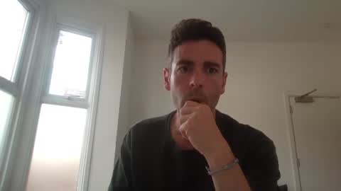 Snapshot of frenchbdmaninlondon chatting on July 10, 11:35 am Horny Paul online show from July 10, 11:35 am
