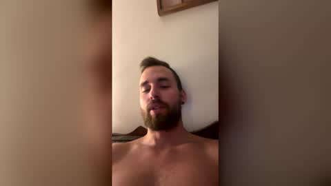 frenchyy710 online show from February 1, 4:22 am