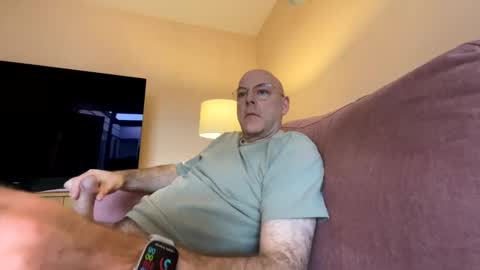 Snapshot of freshfromthepump chatting on October 28, 3:14 pm freshfromthepump online show from October 28, 3:14 pm