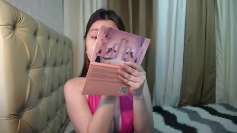Snapshot of freshyklein chatting on July 16, 6:19 am Savanna online show from July 16, 6:19 am