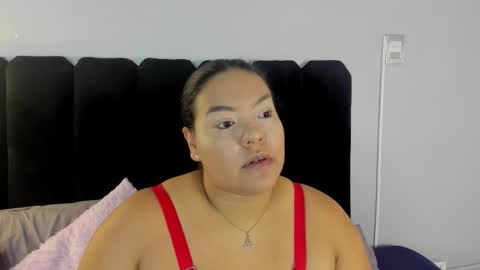 freya_blaze online show from March 24, 4:50 am