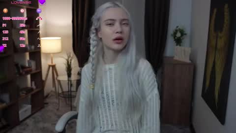 Freya online show from March 6, 7:21 pm