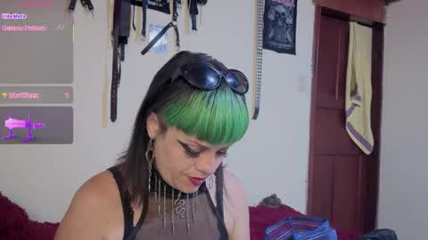 freyaa_sorceress online show from November 22, 1:15 am