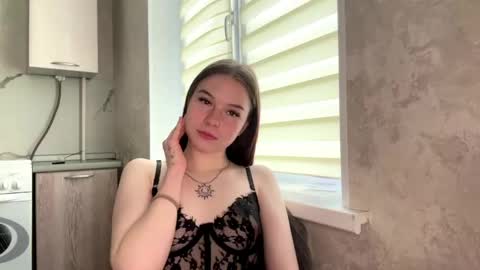 Snapshot of freyagray chatting on June 2, 1:02 pm freyagray online show from June 2, 1:02 pm