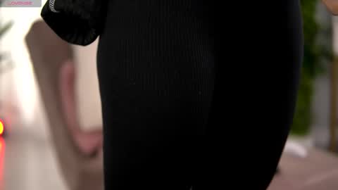 Snapshot of freyaheart chatting on January 19, 7:12 am freyaheart online show from January 19, 7:12 am