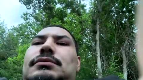 Snapshot of frez386533 chatting on April 4, 12:31 am frez386533 online show from April 4, 12:31 am