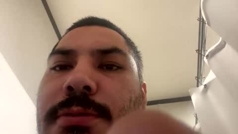 Snapshot of frez386533 chatting on April 15, 9:05 am frez386533 online show from April 15, 9:05 am