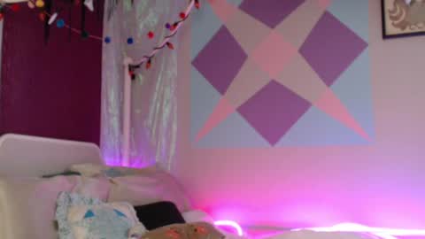 cherry online show from October 18, 5:03 pm