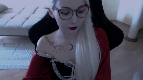 Lilith online show from April 17, 11:35 am