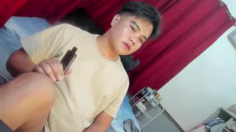 Snapshot of frostbite_69 chatting on October 22, 7:46 pm GABBY online show from October 22, 7:46 pm