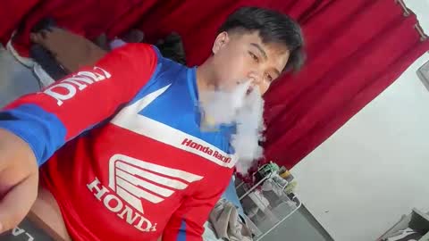 Snapshot of frostbite_69 chatting on November 4, 10:25 am GABBY online show from November 4, 10:25 am