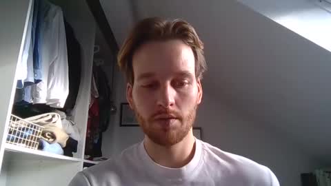 Snapshot of frozenyoga chatting on January 3, 12:41 pm frozenyoga online show from January 3, 12:41 pm