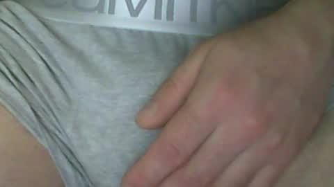 Snapshot of fryboxxxxx chatting on July 2, 12:10 am fry online show from July 2, 12:10 am