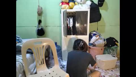 sexy 7inchCock online show from April 19, 4:34 am