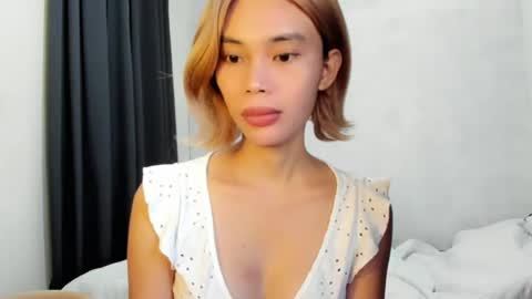 fuckingsexy143 online show from July 4, 1:34 am